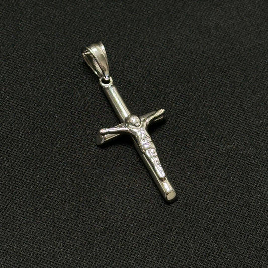 Sterling Silver Basic Crucifix Pendant