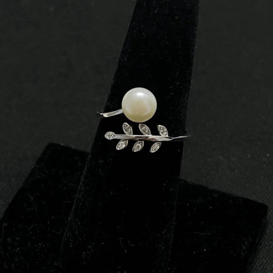 Sterling Silver CZ and Pearl Ring