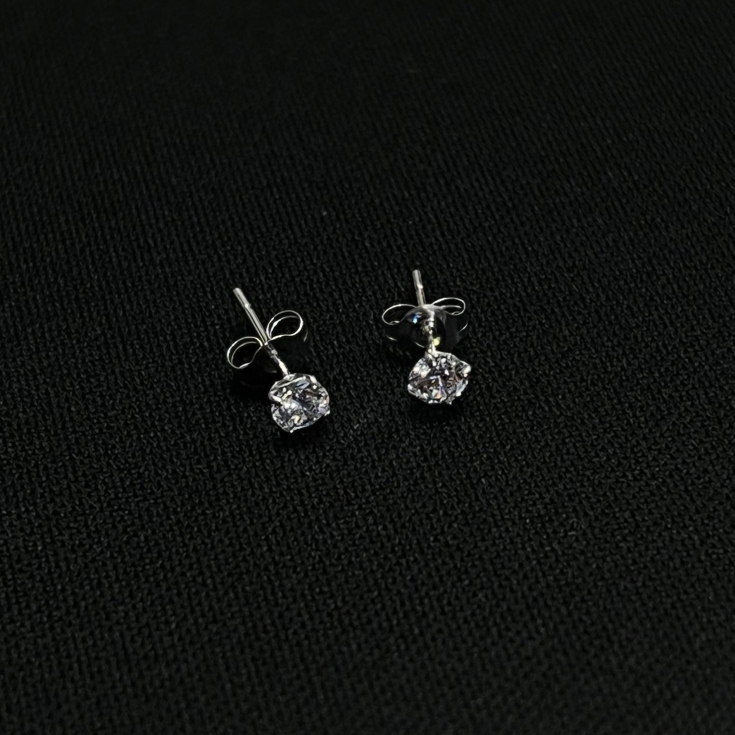 14k White Gold CZ Round Stud Earrings 3MM