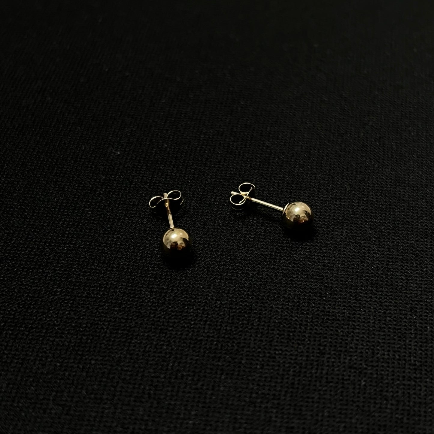 14k Gold Bead Stud Earrings