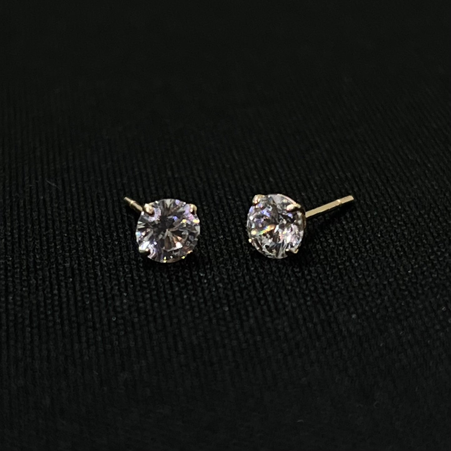 14k Gold CZ Round Stud Earrings 4MM